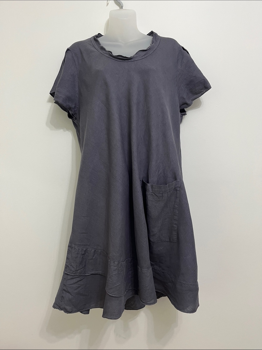 Relaxed Short-Sleeve Dress with Patch Pocket in Charcoal